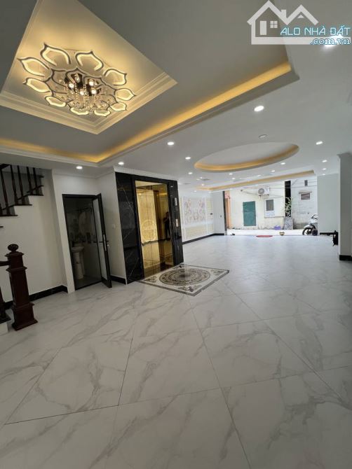 Bán nhanh ngôi nhà đẹp Phúc Lợi 72m 6 tầng, thang máy ngõ ô tô tránh KD 15 tỷ - 1