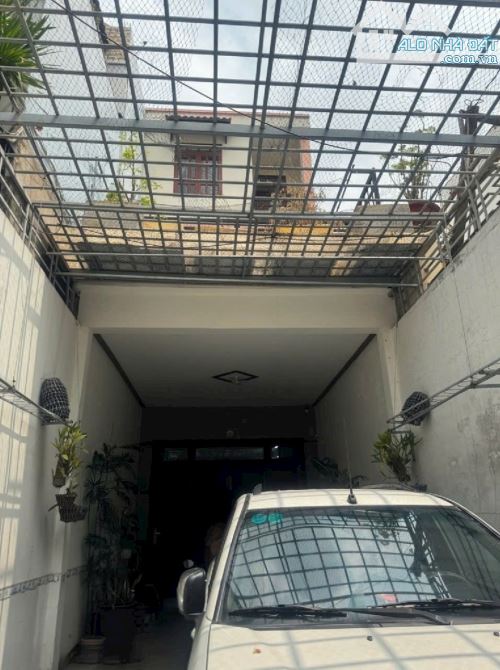 Phan Văn Hớn - hẻm oto 5m - 4x20m - 2 tầng - chỉ 5,x đồng - 1