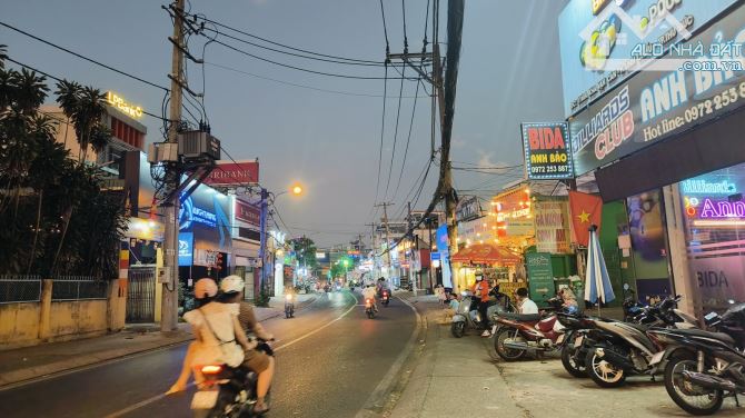 Siêu rẻ: Dãy trọ 7 phòng, sát mặt tiền Kha Vạn Cân, Linh Chiểu, Thủ Đức. 4,2 x 25 = 105m2 - 1