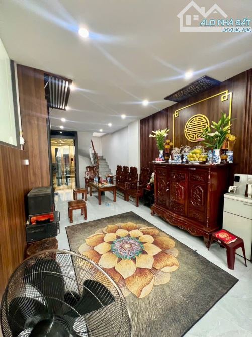 BÁN NHÀ LẠC LONG QUÂN – GARA Ô TÔ – THANG MÁY – 7 TẦNG – 30M² – MẶT TIỀN 3.4M – 13.6 TỶ - 1