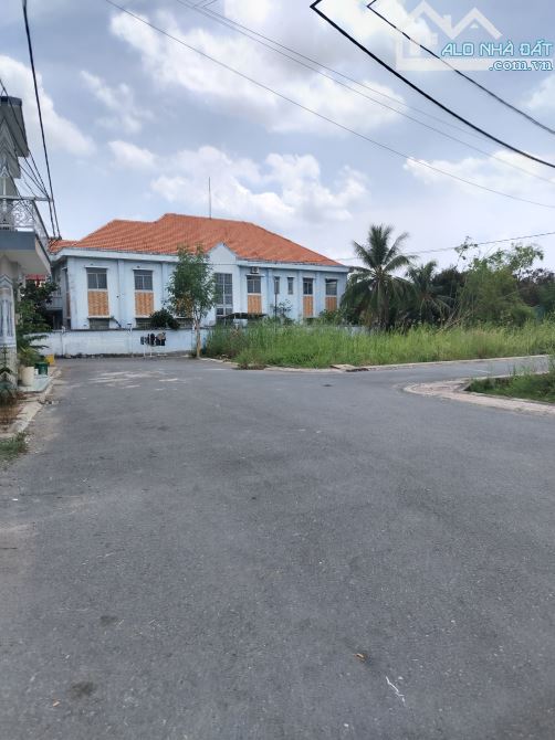 Cần bán đất KDC QUY ĐỨC - BÌNH CHÁNH giá 2ty5/ 87 m2 sổ hồng riêng - 1