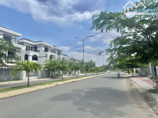 Bán nhà biệt thự kdc Bửu Long, phường Bửu Long, thành phố Biên Hoà - 1