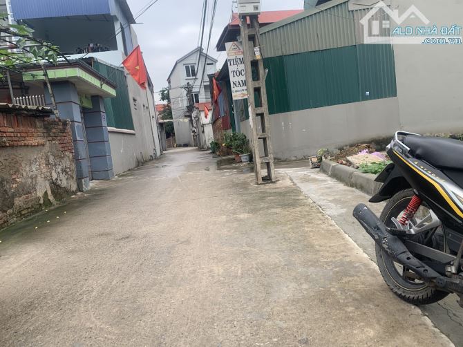 Đất đẹp 2mặt ngõ 100m full sổ đẹp .cơ hội tốt cho quý đầu tư -Đông Lai-Quang Tiến -Sóc Sơn - 1