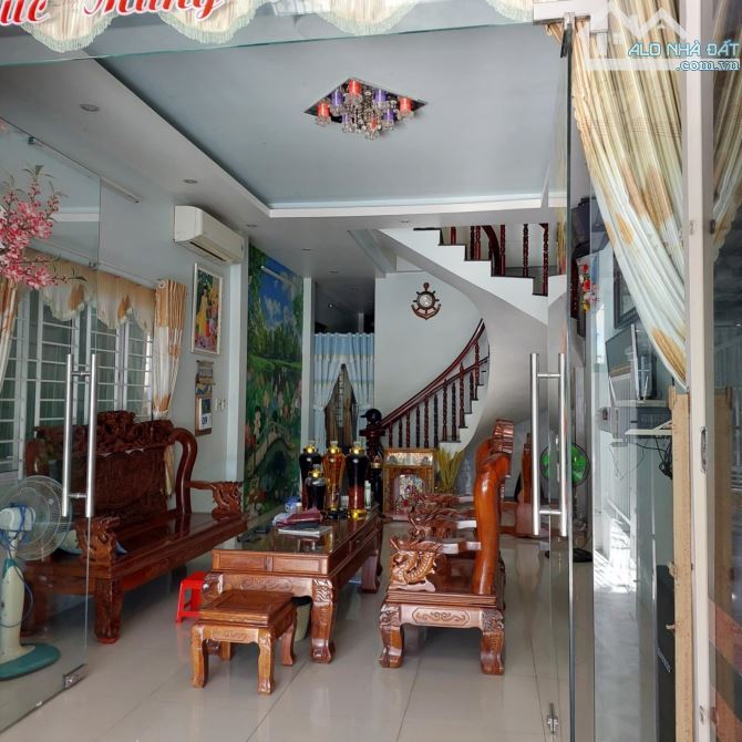 NHÀ 1 TRỆT 1 LẦU DT 168M(5X30) MỚI ĐẸP, ĐƯỜNG ĐINH HỮU THUẬT, CÁCH TTTM VINCOM SA ĐÉC 500 - 1