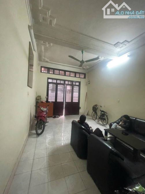 Phân Lô Nguyễn Viết Xuân, Ô tô tránh, Kinh Doanh, dt 81m2, 4 tầng, mt 4,5m, Giá 22,9 tỷ. - 1