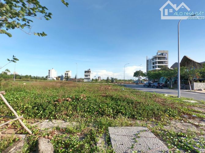 🔥BÁN LÔ GÓC V6 KHU DT CÔNG NGHỆ FPT ĐƯỜNG 7M5, NGŨ HÀNH SƠN, 130M2, MT 7,2M, GIÁ 9.5 TỶ. - 2