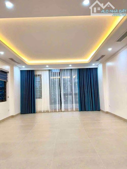 Bán nhà khu Lê Trọng Tấn, Gara ô tô, Kinh doanh, 30M Ra mặt phố sầm uất, 5 Tầng bề thế - 2