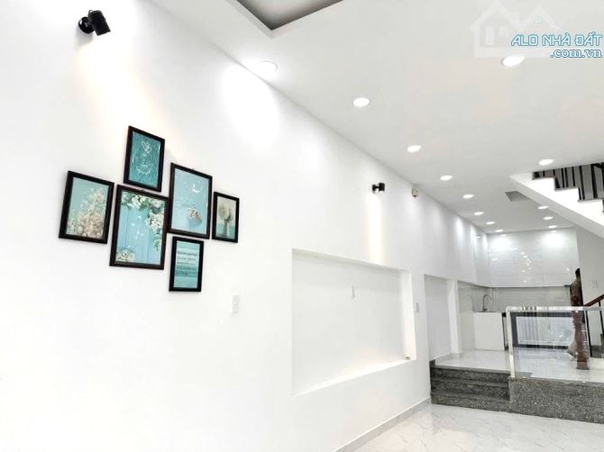 NGỘP BANK-HXH 5M-NGANG 4 X 18.2-CẠNH VƯỜN LÀI-TÂN PHÚ-4 TẦNG-NHỈNH 6 TỶ - 2