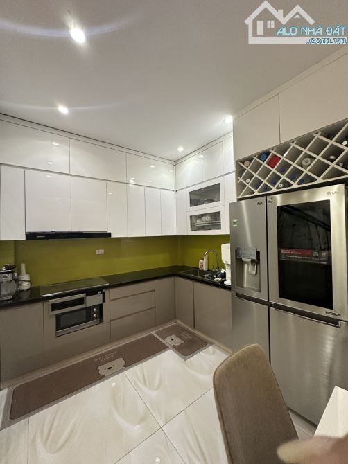 SỐC!!! B.ÁN NHÀ NGỌC THỤY - LÔ GÓC – FULL NỘI THẤT – Ô TÔ TRÁNH VÀO NHÀ – CÁCH PHỐ 50M - 2