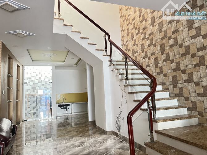 ✅Cần bán gấp căn 3 tầng đường Trần Thị Tính, tp Nha Trang Chỉ 7,5 Tỷ - 2
