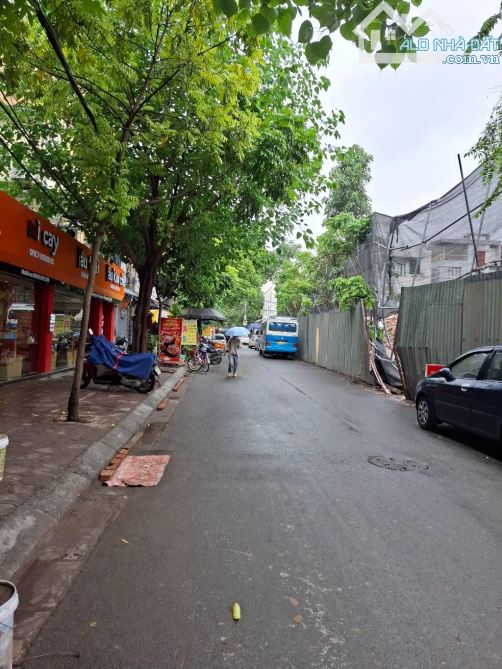 BÁN NHÀ PHÂN LÔ - Ô TÔ TRÁNH PHỐ TÂY SƠN QUẬN ĐỐNG ĐA 70M CHÀO GIÁ 20.5 TỶ . - 2