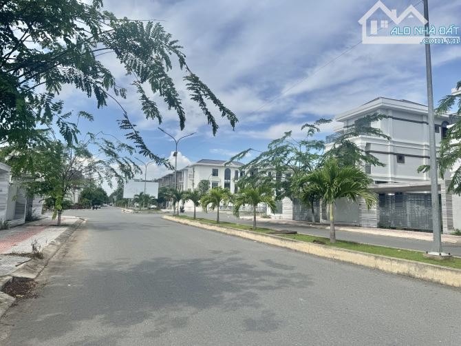 Bán nhà biệt thự kdc Bửu Long, phường Bửu Long, thành phố Biên Hoà - 2