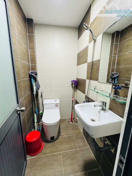 Bán gấp nhà đẹp ở ngay Dương Bá Trạc, hẻm rộng rãi 1 trục thông, 48m2, 4T, SHR, chỉ 7.9 tỷ - 2