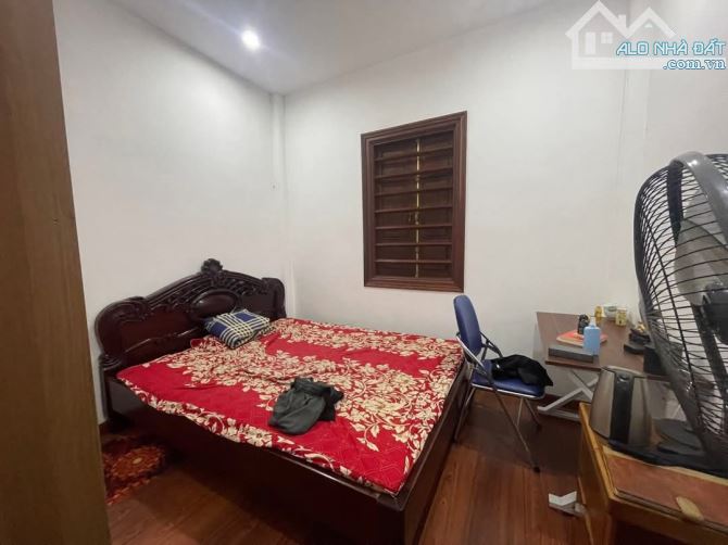 Quan Hoa, Cầu Giấy, dân xây, 2 thoáng, 40m2 - 4t - mt 3.5m - nhỉnh 8 tỷ - 3