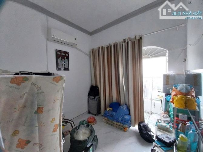 Nhà 2 tầng 1/ đường NGUYỄN VĂN QUÁ, phường ĐÔNG HƯNG THUẬN, Q12, dt 21,1m2. 3,65Tỷ - 3
