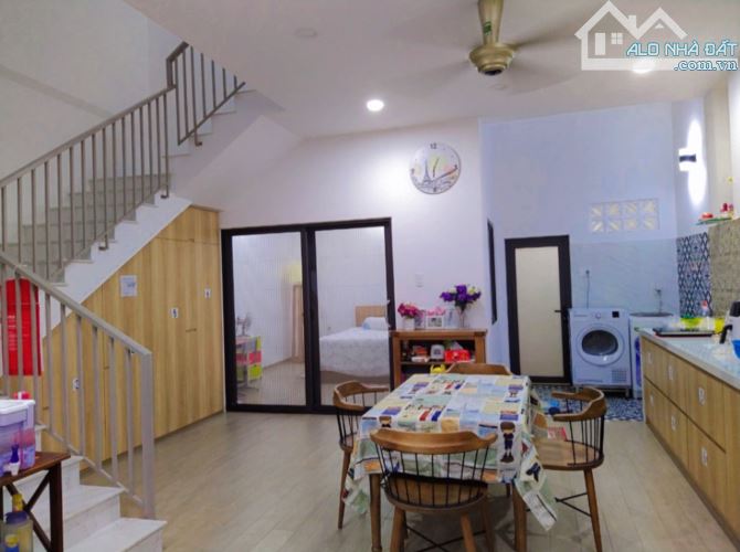 CẦN BÁN NHÀ 3 TẦNG KIỆT QUANG TRUNG - 92.3m2- 5TỶ300TR – TRUNG TÂM HẢI CHÂU - ĐÀ NẴNG - 3