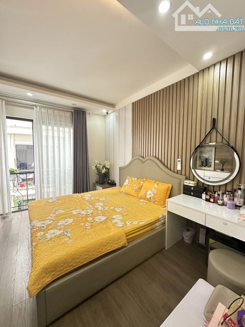 SỐC!!! B.ÁN NHÀ NGỌC THỤY - LÔ GÓC – FULL NỘI THẤT – Ô TÔ TRÁNH VÀO NHÀ – CÁCH PHỐ 50M - 3