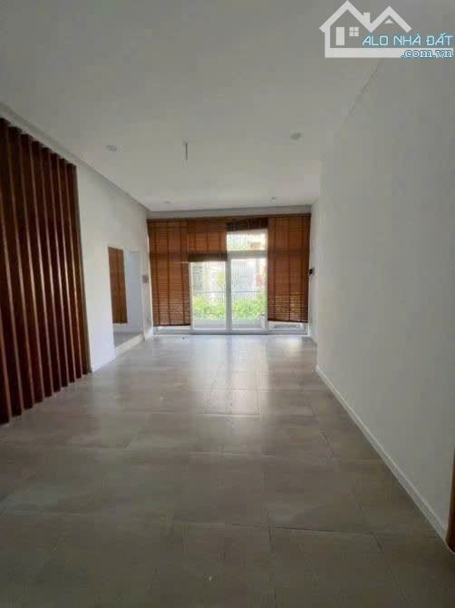CHO THUÊ BIỆT THỰ SÂN VƯỜN LÊ VĂN SỸ, QUẬN 3 – NGANG 14M – CHỈ 90TR - 3