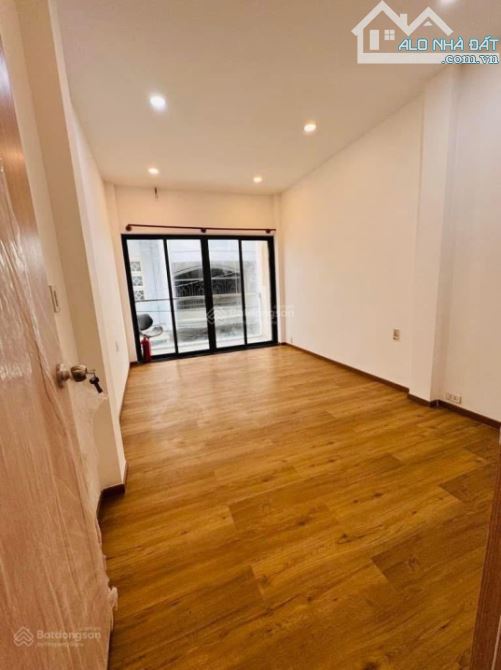 🏡 Bán nhà mới 3/2, Q.10, hẻm 5m, 8.x tỷ! - 3