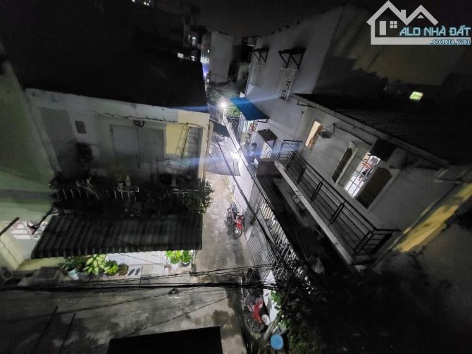 THẬT: Sổ riêng,không QH, 3 tầng hoàn công full nội thất,Hẻm 4.5m Linh Đông, Thủ Đức - 4
