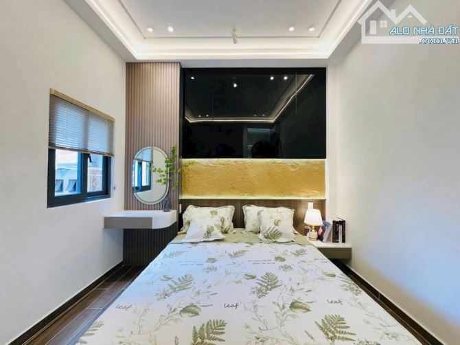 Cần bán căn nhà 2TY750 còn TL ở Trần Quang Diệu, phường 14, quận 3 1 trệt 2 lầu, 3PN 3WC S - 4