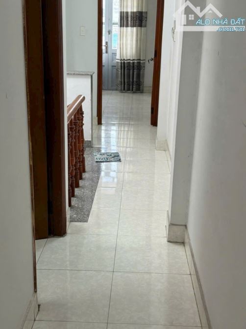 Ngay CVPM Quang Trung - hẻm 5m - 4x16m - 3 tầng - 4PN, 4WC - 4
