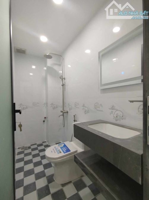 Bán nhà Âu Dương Lân Quận 8, 42m2, 3 tầng, 4PN, Chỉ 6.5 tỷ. - 4