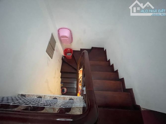 Quan Hoa, Cầu Giấy, dân xây, 2 thoáng, 40m2 - 4t - mt 3.5m - nhỉnh 8 tỷ - 5
