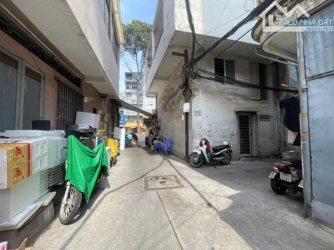 Nhà bán: đường Lê Hồng phong . Q10. DTSD 44,6m2. 2 tầng. giá 8,1 tỷ - 5