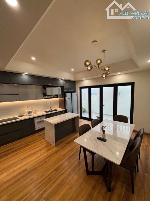 🏡NHÀ PHỐ ĐẸP 2 MẶT TIỀN CHỈ HƠN 10 Tỷ , DT: 103m2 (5x21m) KQH Ngô Quyền,p6,Đà Lạt - 5