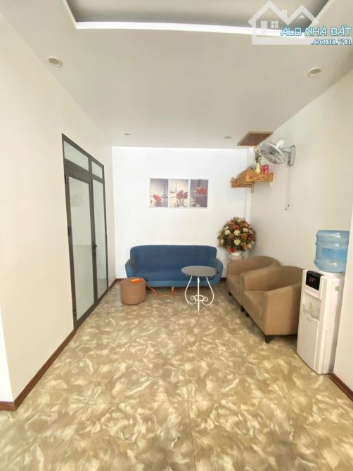 PHÂN LÔ LIỀN KỀ Ô TÔ DỪNG ĐỖ 90 NGUYỄN TUÂN 72M2- 5 tầng ; 37 tỷ THANG MÁY KINH DOANH - 5