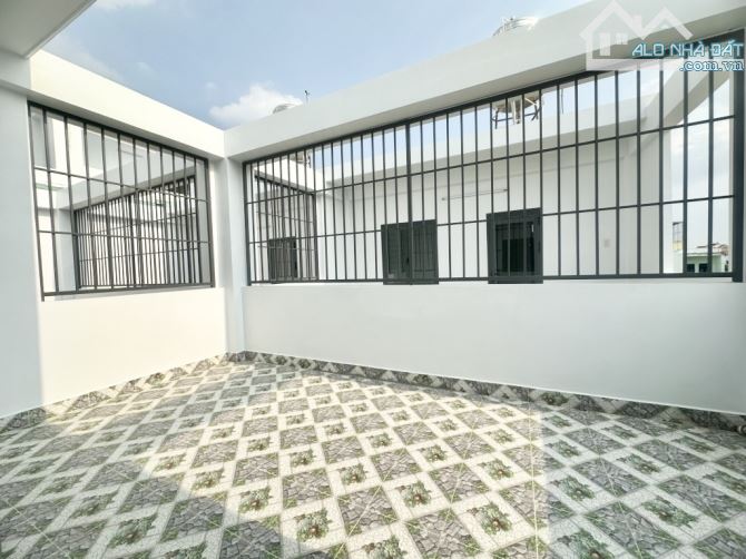 BÌNH TÂN-SIÊU PHẨM - NHÀ ĐẸP NGAY HƯƠNG LỘ 2 – Ô TÔ ĐỖ CỬA – CHỈ NHỈNH 6 TỶ. - 5