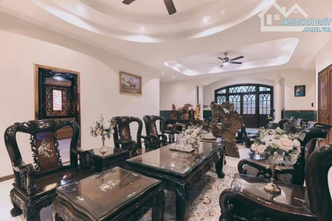 🌈 SIÊU BIỆT THỰ trung tâm phố biển Mỹ Khê - Khu Hồ Xuân Hương - Gần resort Furama - Gọi B - 6