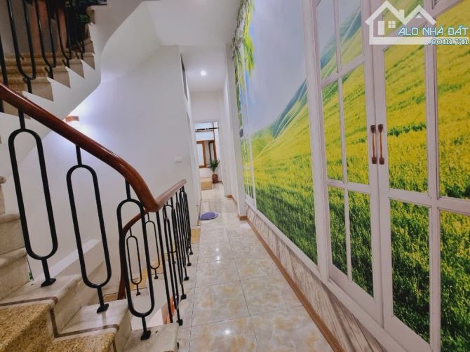 PHÂN LÔ HOÀNG QUỐC VIỆT - CẦU GIẤY - NGÕ TO HƠN PHỐ - VỈA HÈ ĐÁ BÓNG - KINH DOANH - 55m VP - 6