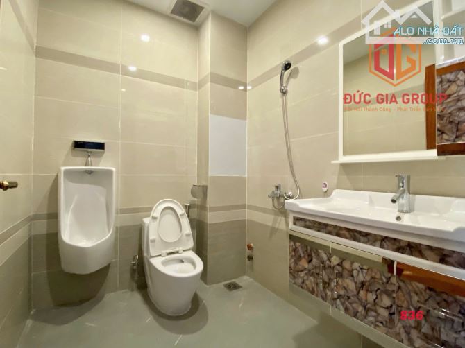 Cho thuê nhà 1 trệt 3 lầu mặt tiền đường Nguyễn Ái Quốc giá chỉ 25tr/tháng - 7