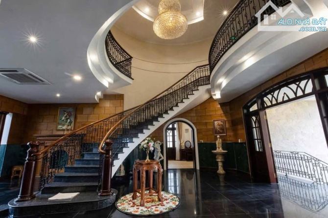 🌈 SIÊU BIỆT THỰ trung tâm phố biển Mỹ Khê - Khu Hồ Xuân Hương - Gần resort Furama - Gọi B - 7
