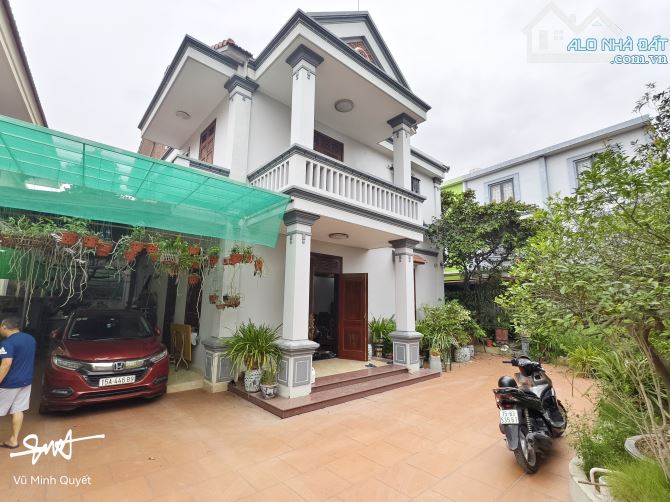 Bán căn biệt thự sát KĐT Vườn Hồng, Hải An, dt 352m2, nhà 2 tầng sân vườn tiểu cảnh đẹp - 3