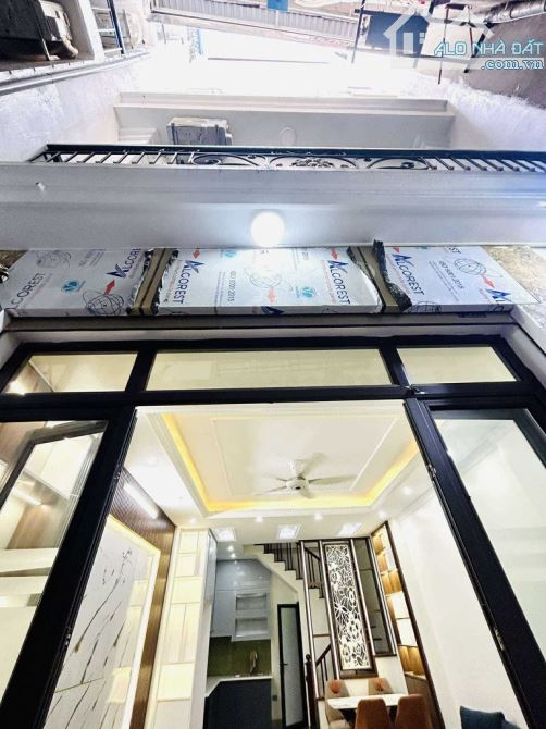 SIÊU PHẨM MINH KHAI – NHÀ MỚI KÍNH KOONG – FULL NỘI THẤT –  GIÁ TỐT . Ngõ 296 Minh Khai –
