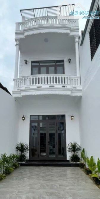 Villa Đặng Huy Trứ 70m2, 3 ngủ, ô tỗ vào nhà, kinh doanh, gần phố, kiệt thông, hơn 2 tỷ