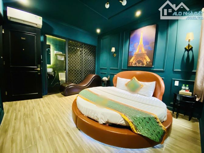 BÁN KHÁCH SẠN Gần SÂN BAY - 33 Phòng, 1000 m2– Phường 2, Tân Bình – 135 m2, 7 Tầng- 45 Tỷ.