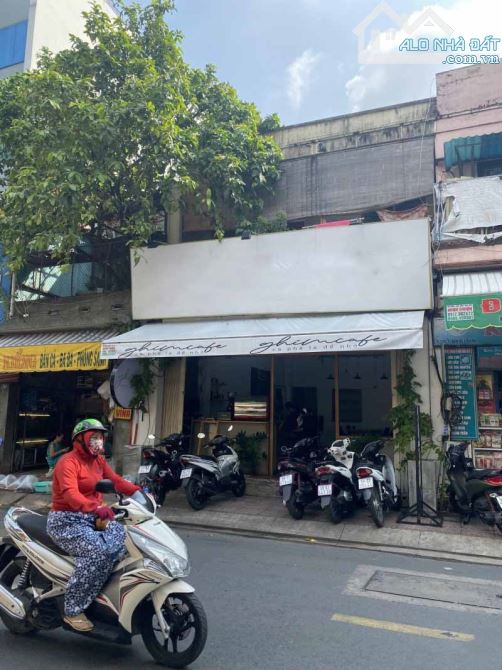 Giảm ngay 2 tỷ nhà mặt tiền Ung Văn Khiêm 4.2x15 gần Nguyễn Văn Thương giá 13ty5