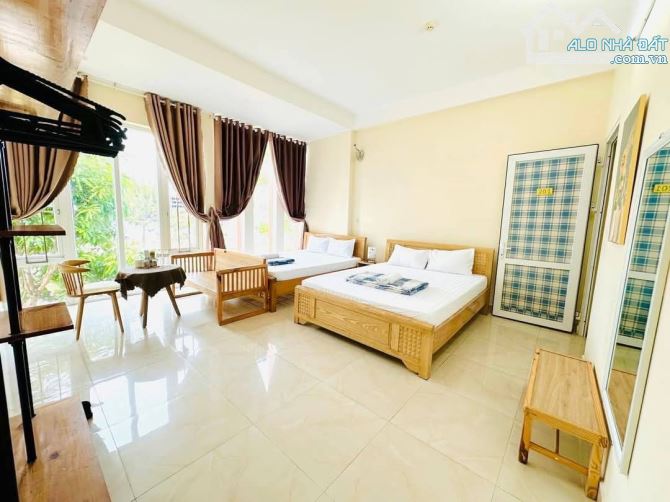 💥 Khách sạn 6 Tầng Biển Nguyễn Tất Thành, 175m2 ngang 10m, 26 Phòng VIP