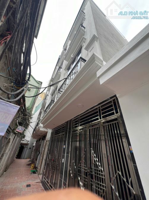 BÁN NHÀ MẬU LƯƠNG – GẦN KHU ĐÔ THỊ XA LA – 4.5 TẦNG – GIÁ 5.8 TỶ (CÓ THƯƠNG LƯỢNG)