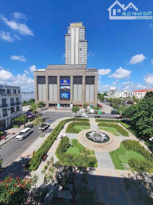 cho thuê nhà view công viên, dãy vincom shophous, đường 30/4 , trệt 3 lầu..