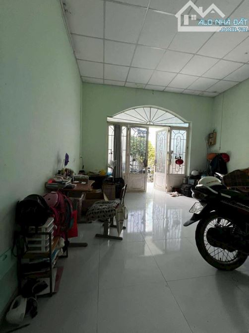 🔥LÊ VĂN VIỆT hẻm xe hơi👉🏻 110m2, Ngang 4 nở hậu 5m, Dài 24 — 4.6tỷ
