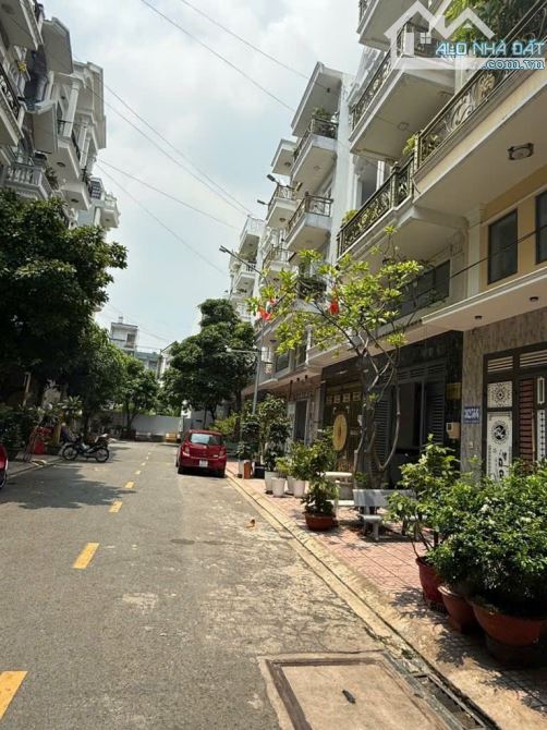 Nhà 5 tầng KHU PHÂN LÔ ĐỒNG BỘ đường HIỆP THÀNH 13, phường HIỆP THÀNH, Q12, 6,28 tỷ