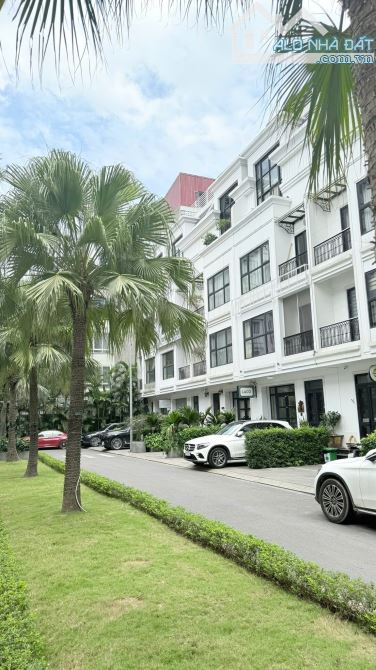 Bán shophouse Gardenia Hàm Nghi, Q Nam Từ Liêm. DT 122m x 5 tầng, mt 6m, 2 thoáng. 48 tỷ.