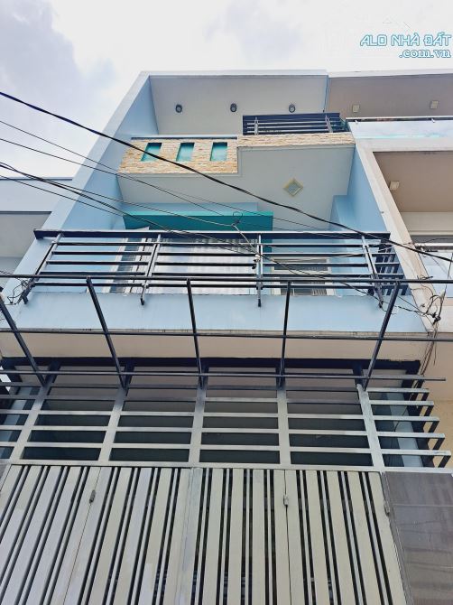 BÁN NHÀ ĐẸP 3 TẦNG - HẺM Ô TÔ - GẦN CHỢ LÊ VĂN QUỚI - BÌNH TÂN - GIÁ TỐT 5,45 TỶ