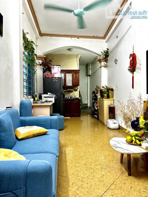 NGỌA LONG, Văn Trì 38M, 5,25 TỶ, 5 Tầng, tặng nội thất