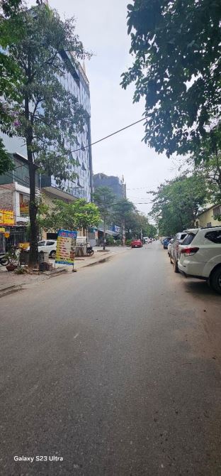 SIÊU PHẨM MẶT PHỐ NGUYỄN XUÂN KHOÁT, 180M, VỈA HÈ 15M, 2 MẶT THOÁNG, SÁT KHU NGOẠI GIAO